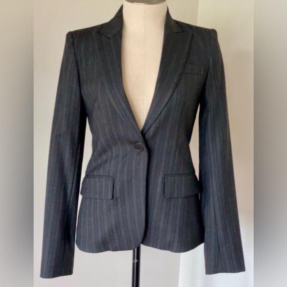 Theory Jackets & Blazers - Gorgeous NWT Theory Charcoal Pinstripe Wool Blend Blazer Size: 0